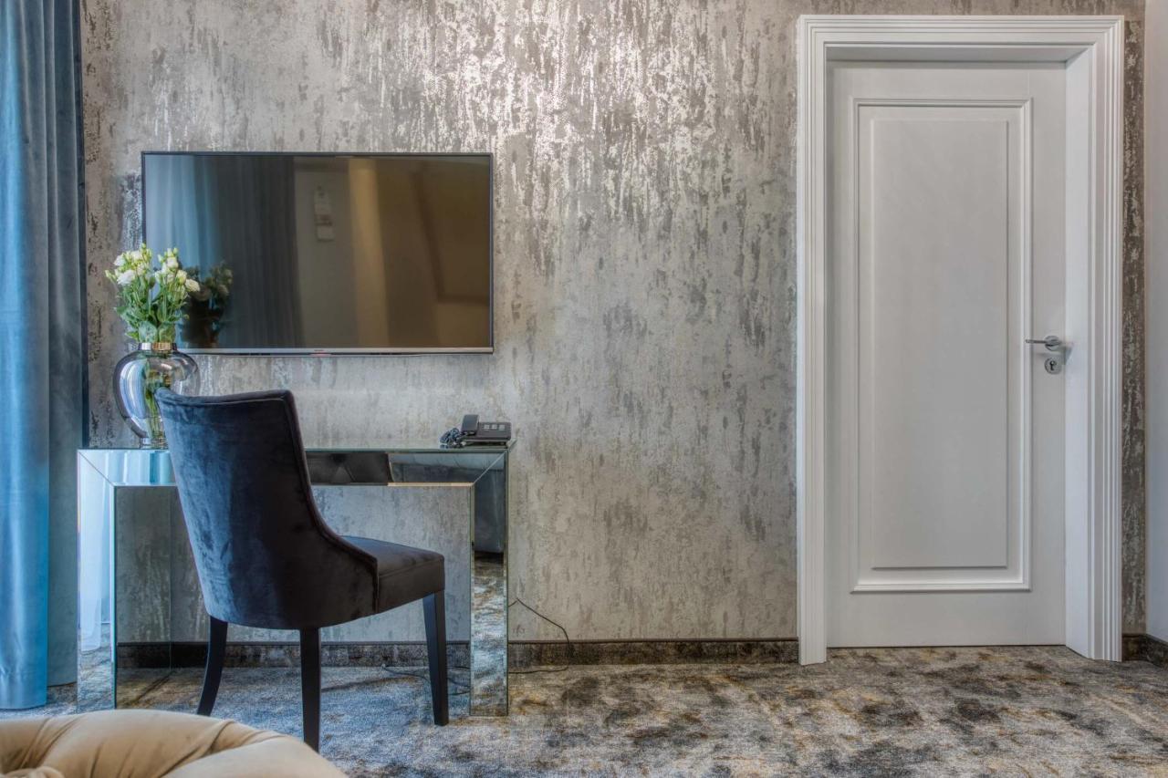 Hotel & Spa Bialy Dom Пжишовіце Екстер'єр фото