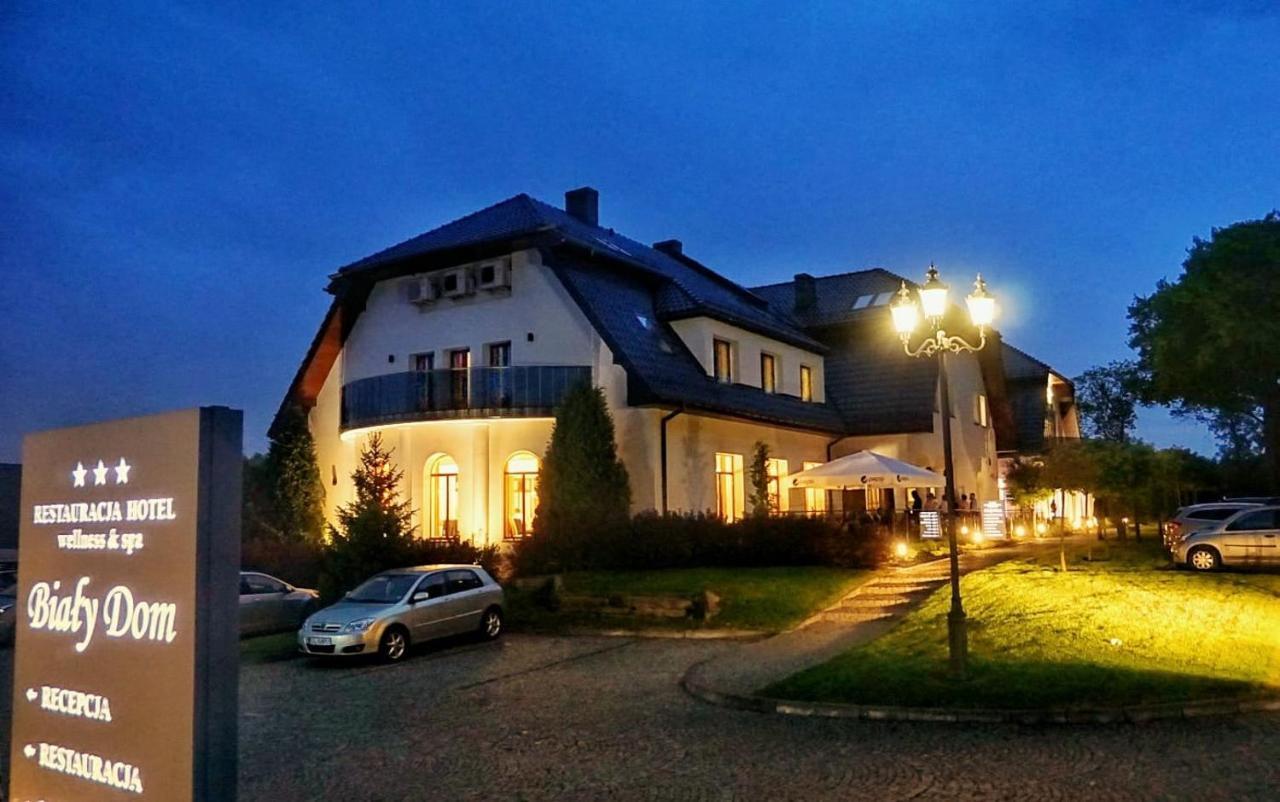 Hotel & Spa Bialy Dom Пжишовіце Екстер'єр фото
