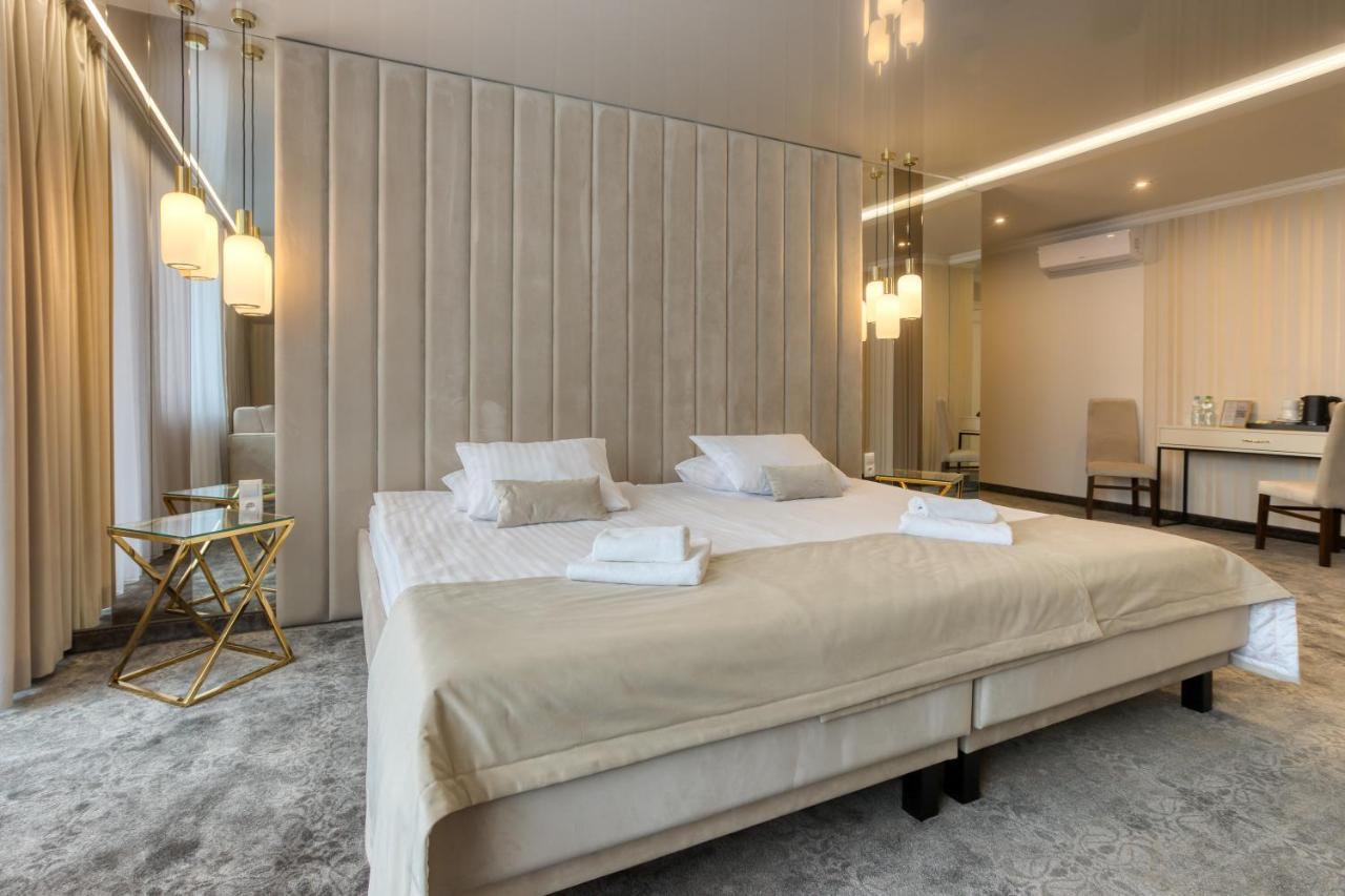 Hotel & Spa Bialy Dom Пжишовіце Екстер'єр фото