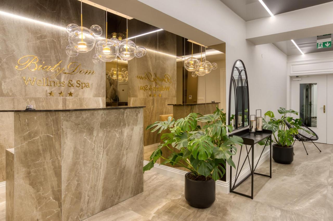 Hotel & Spa Bialy Dom Пжишовіце Екстер'єр фото